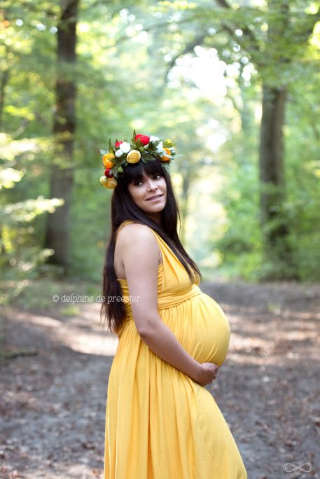 séance photo femme enceinte en extérieur